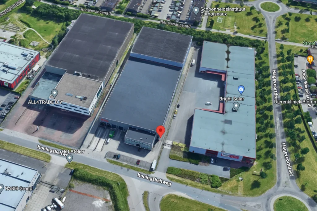Exterior of a newly built logistics center in Almere - RENEW Real Estate Project